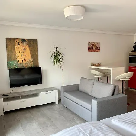 With A Smile * Ганновер